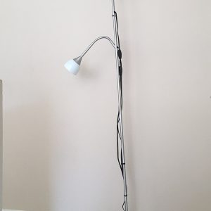 چراغ ایستاده مینیمال دو شاخه