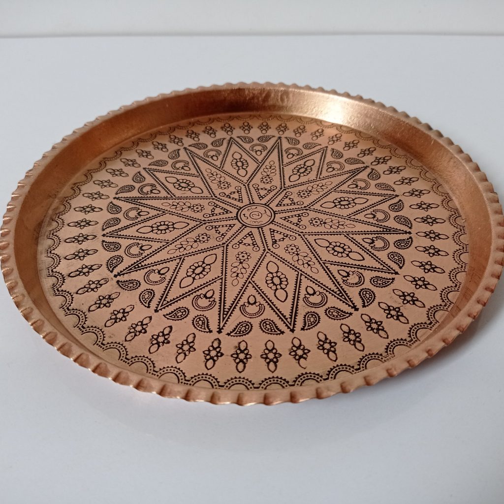 سینی چایخوری مسی گرد طرحدار سایز 3 زنجان