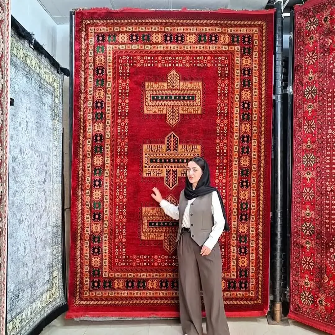 فرش قرمز بلوچی 700شانه 6و 9متری کد78105برند بزرگمهر (پس کرایه)